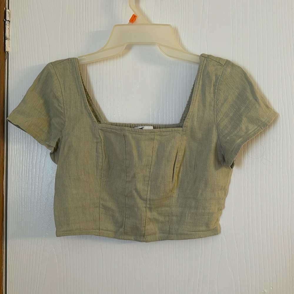 Hollister crop top